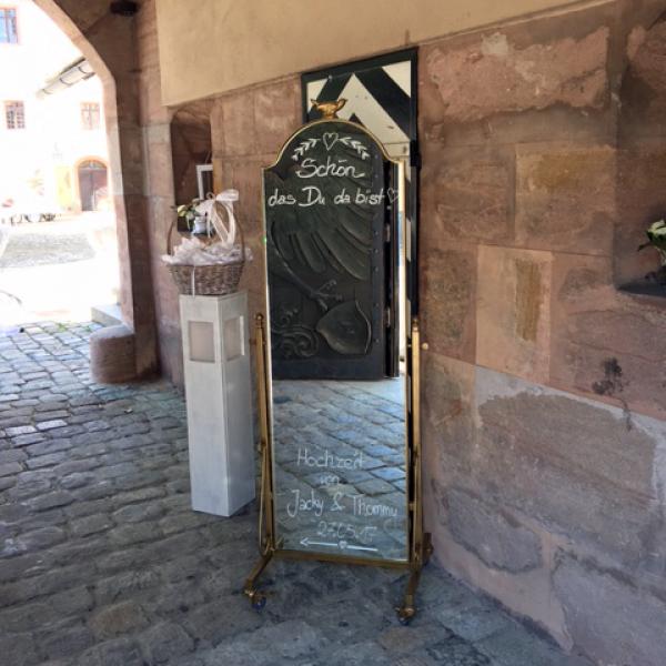 Goldener Spiegel